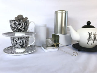Tea Accessories teapot and infuser