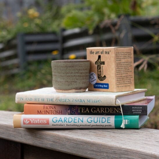 Cold and allergy organic tea with books